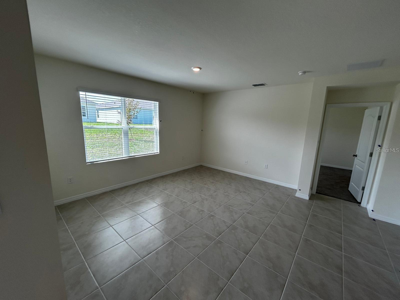 Property Photo: 1320 Daisy Field Drive FL 33884