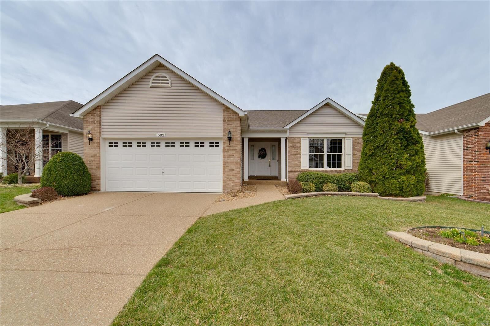 Property Photo: 582 Owls Perch Drive MO 63367