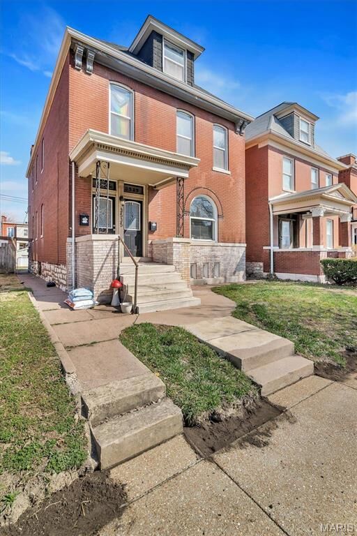 Property Photo:  3535 Utah Street  MO 63118 