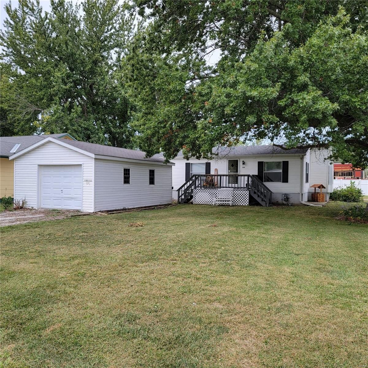 Property Photo: 104 North Main Street MO 63436