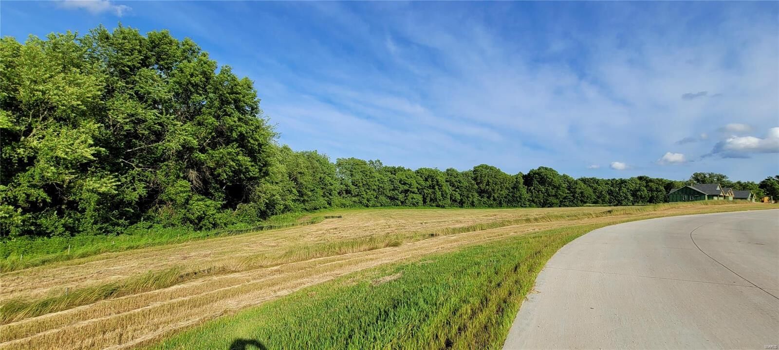 Property Photo: 100 Lone Wolf Court MO 63366