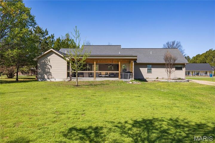 Property Photo:  113 Lynn  MO 63801 