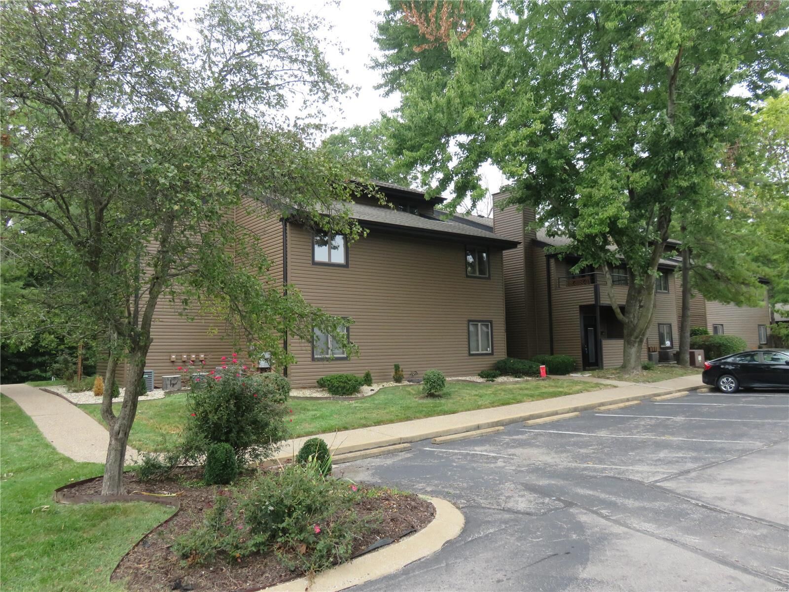 Property Photo: 13827 Amiot Drive A MO 63146