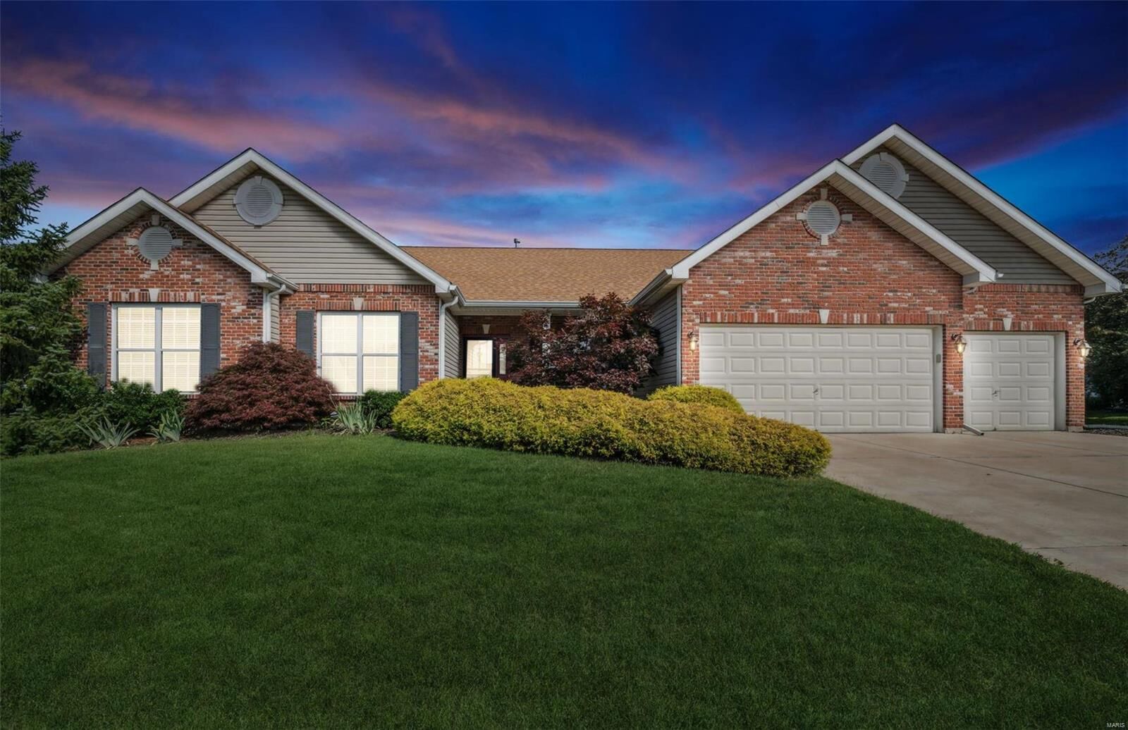 Property Photo:  2083 Roselake Circle  MO 63376 