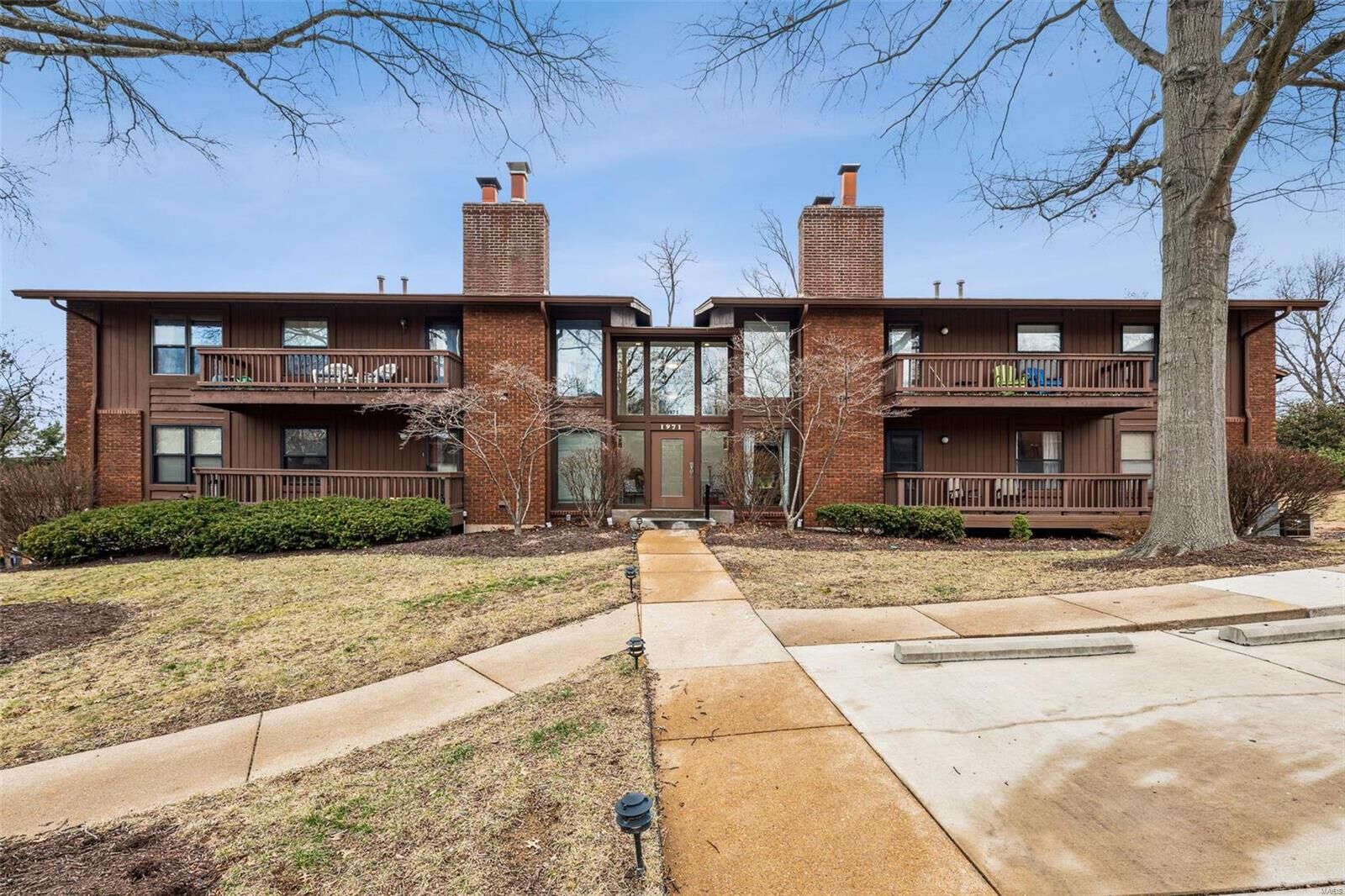 Property Photo: 1971 Meadowtree Lane 2 MO 63122