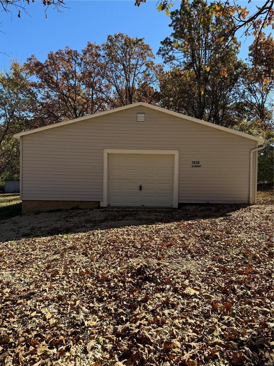 Property Photo: 1630 Elmont Road MO 63080