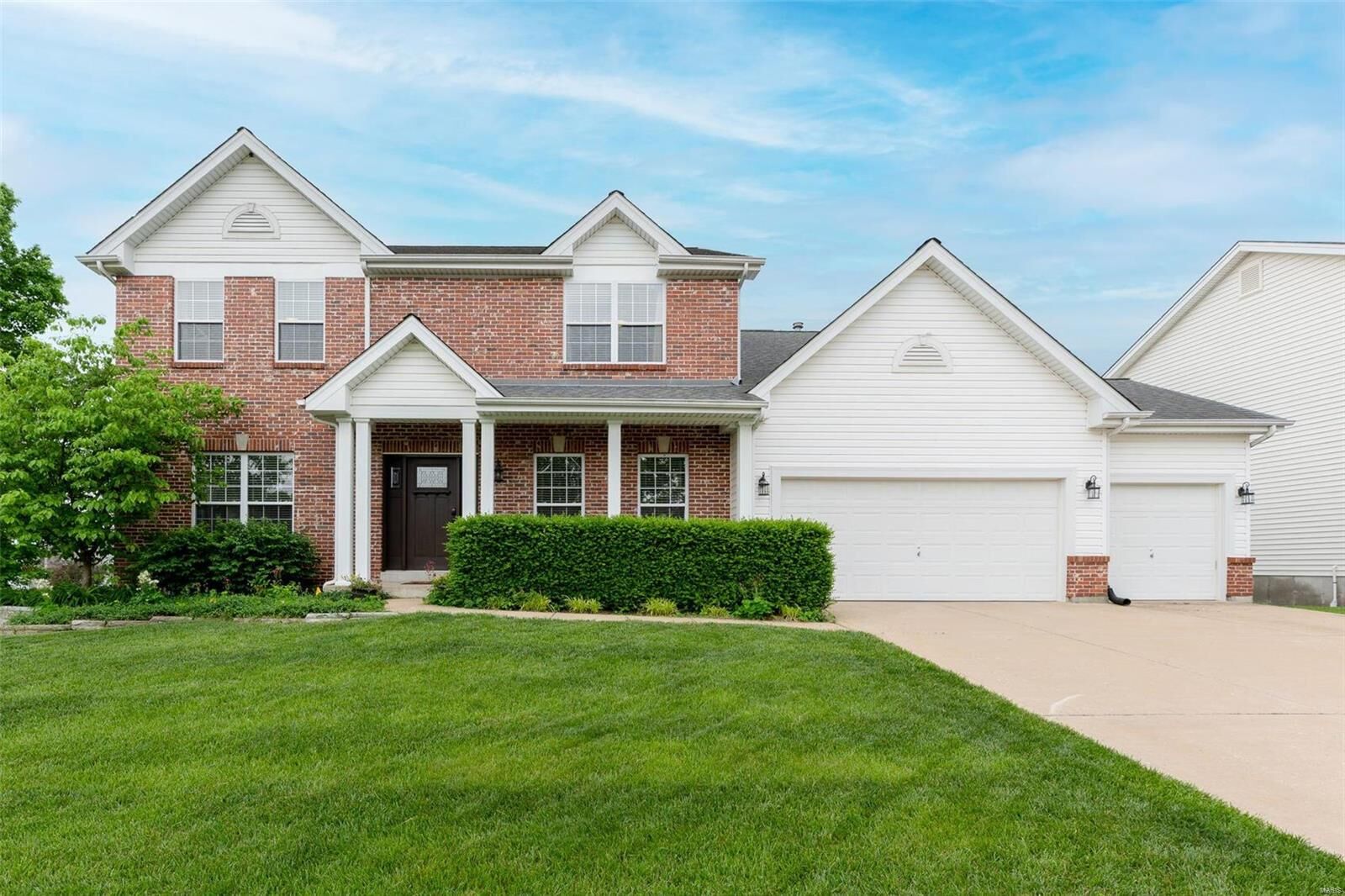 Property Photo: 2 Macleod Court MO 63368