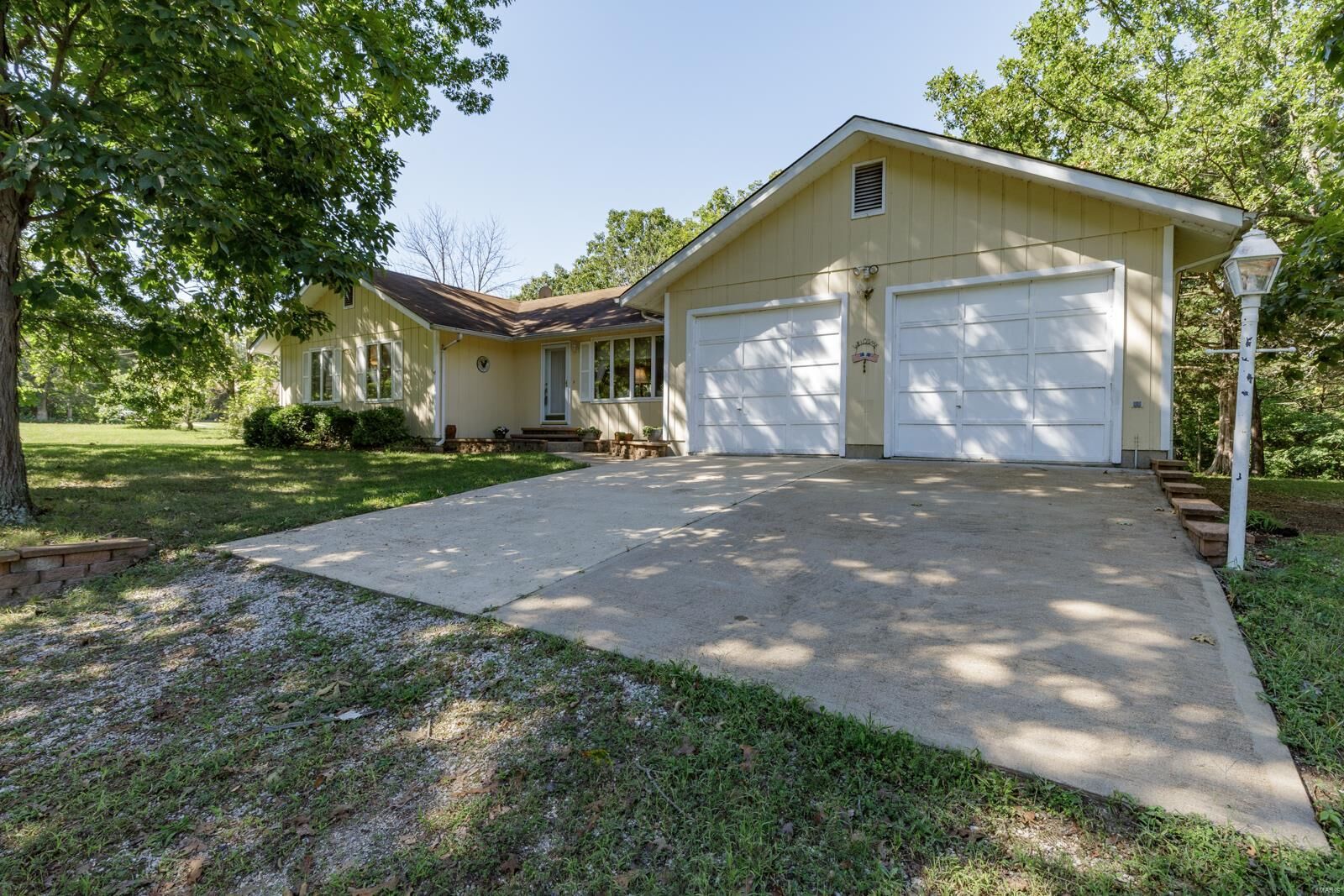 Property Photo: 300 Hawkwood Place MO 63020