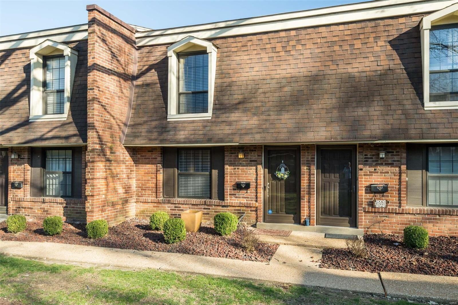 Property Photo: 4262 Eiffel Drive MO 63125