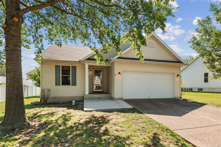 5439 Delaney Drive  Wentzville MO 63385 photo