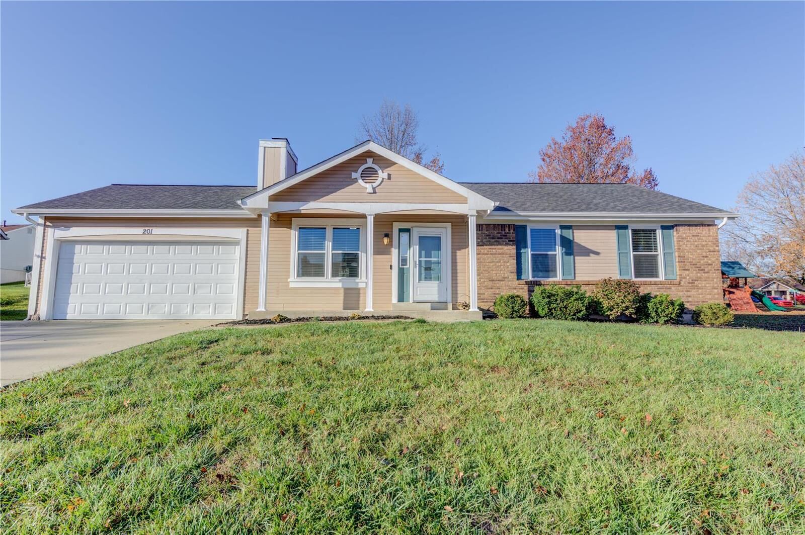 Property Photo:  201 Maple Point Drive  MO 63304 