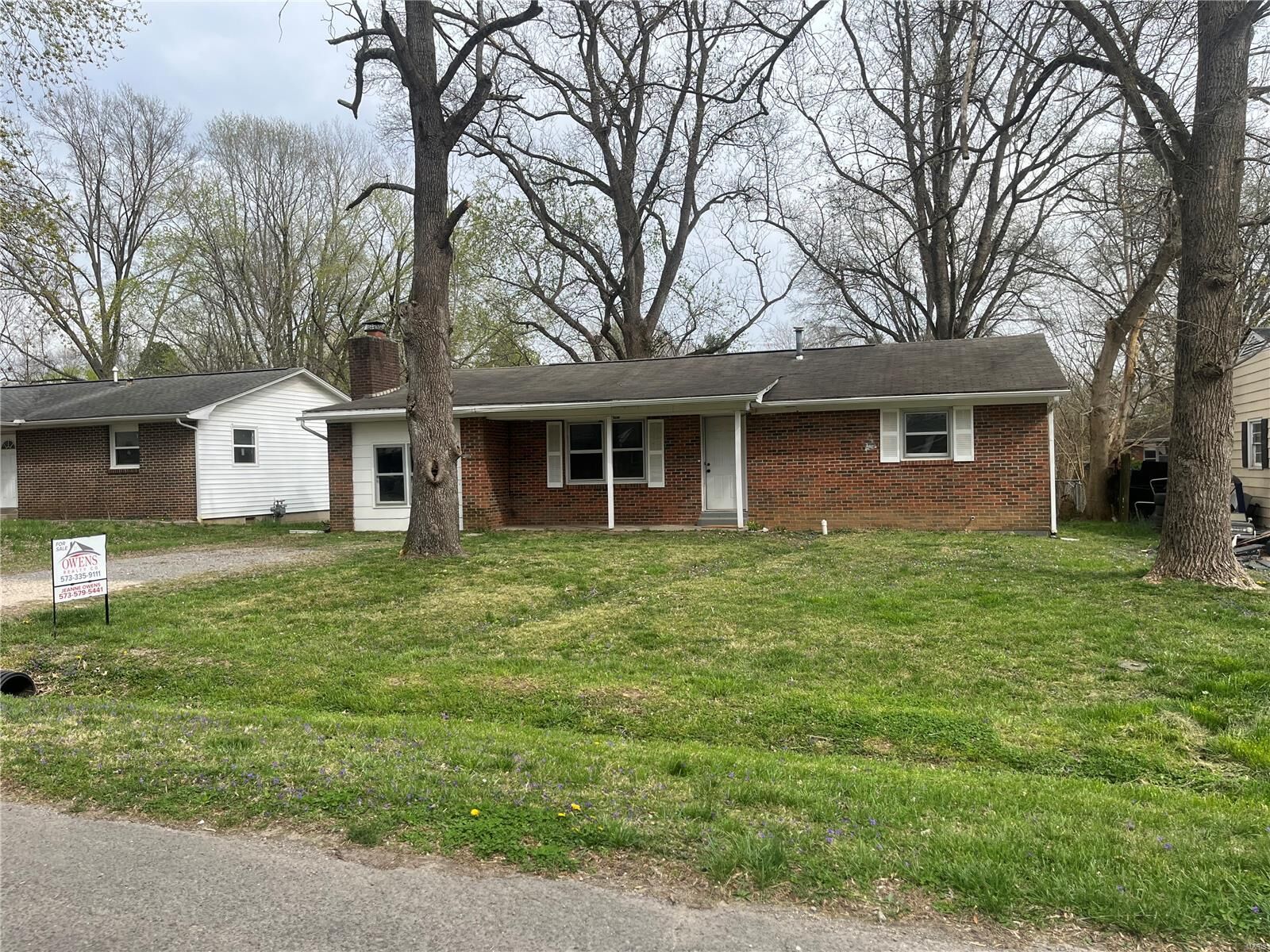 Property Photo:  2408 Hilltop Lane  MO 63701 