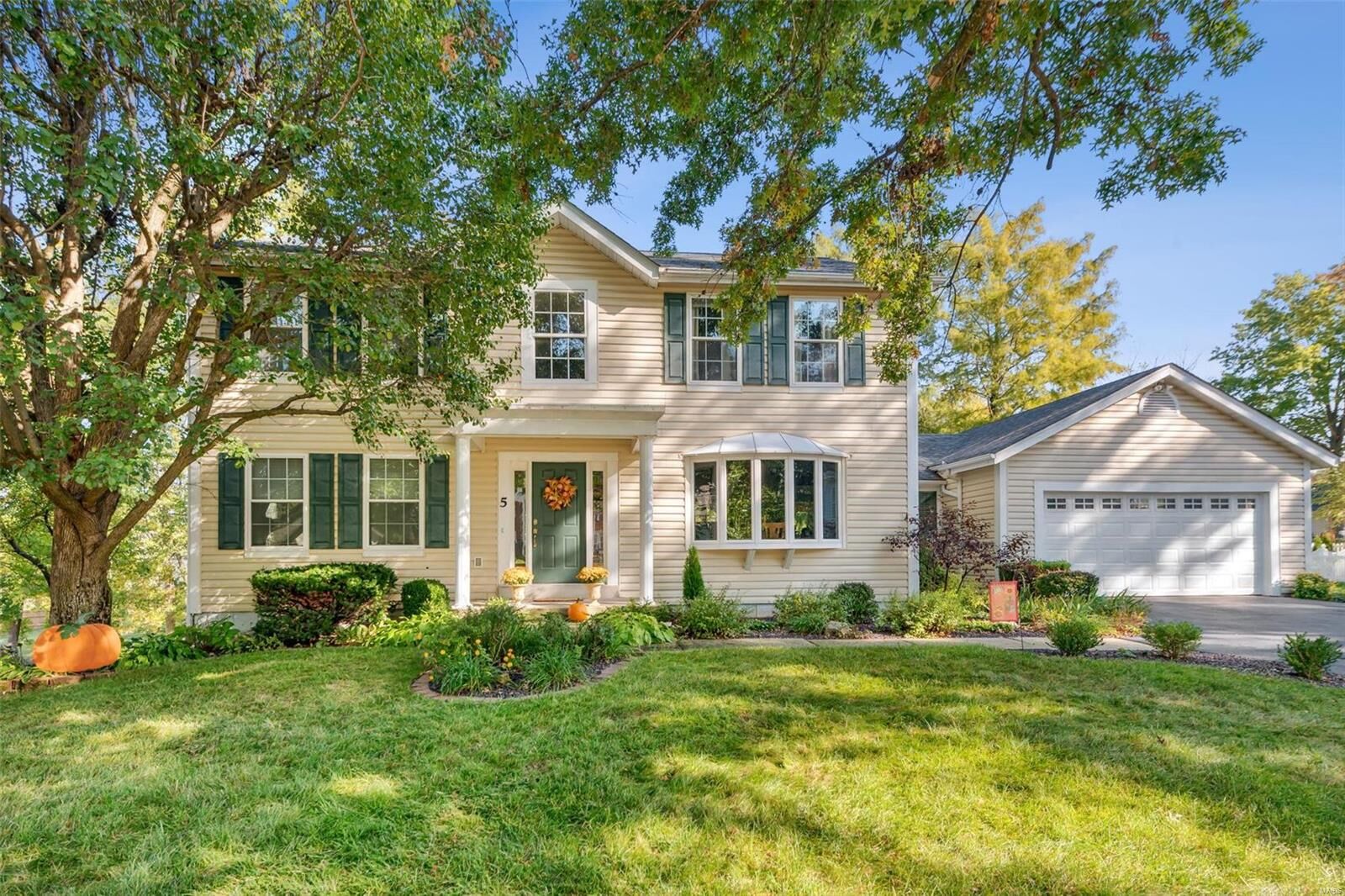 Property Photo:  5 Smokey Ridge Court  MO 63304 