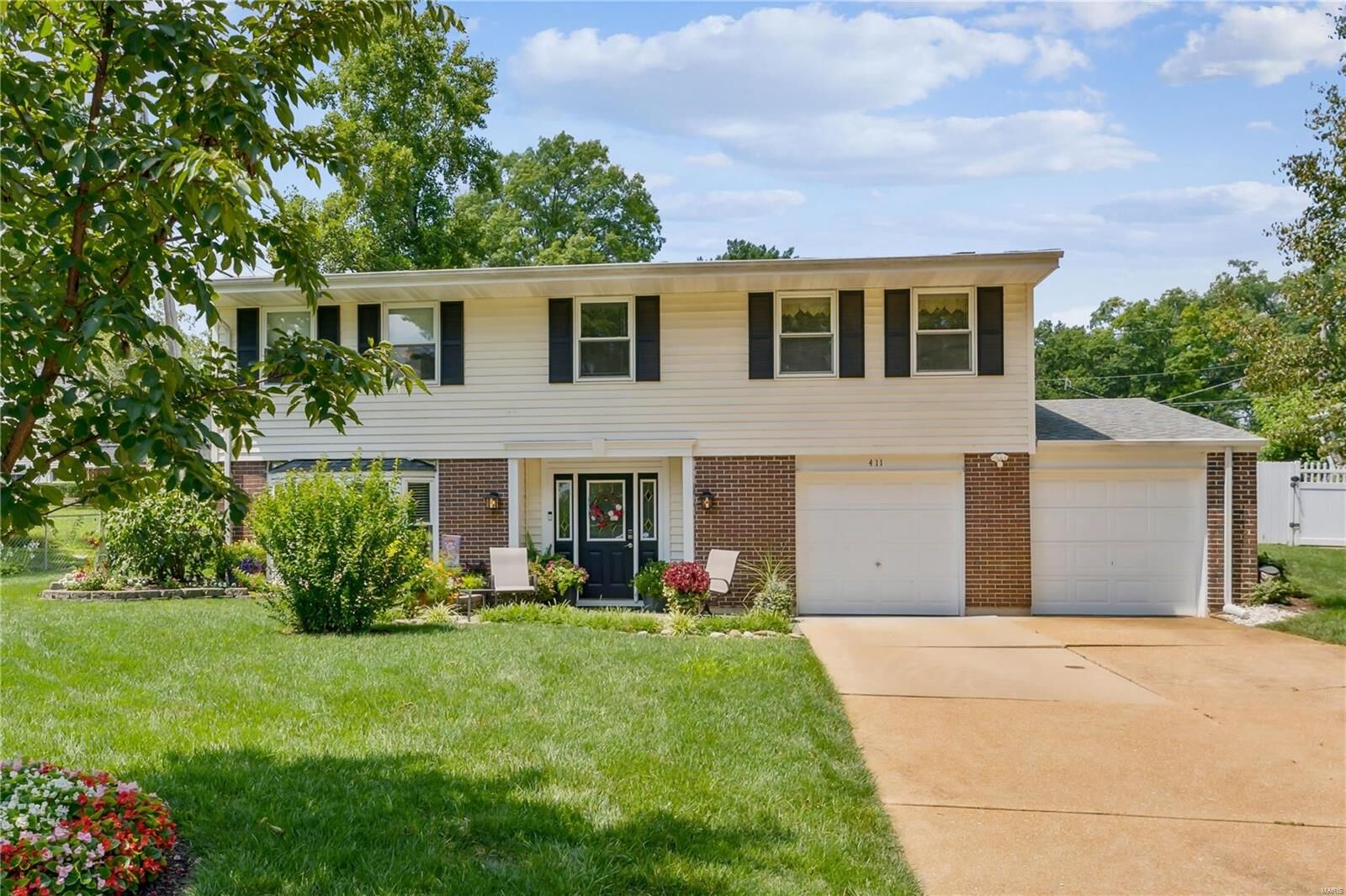 Property Photo: 411 Wyncrest Drive MO 63011