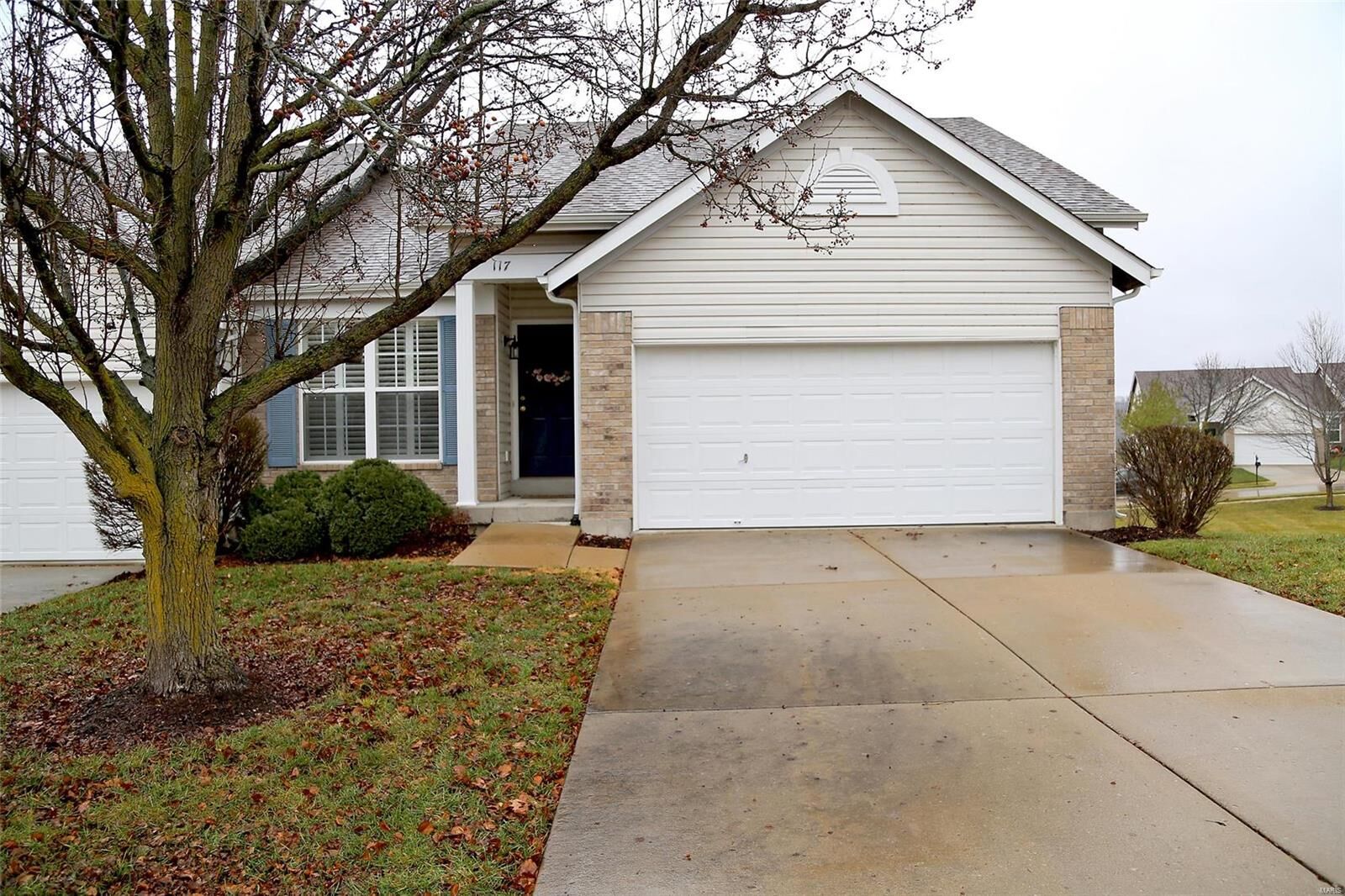 Property Photo:  117 Hunters Run Court  MO 63025 