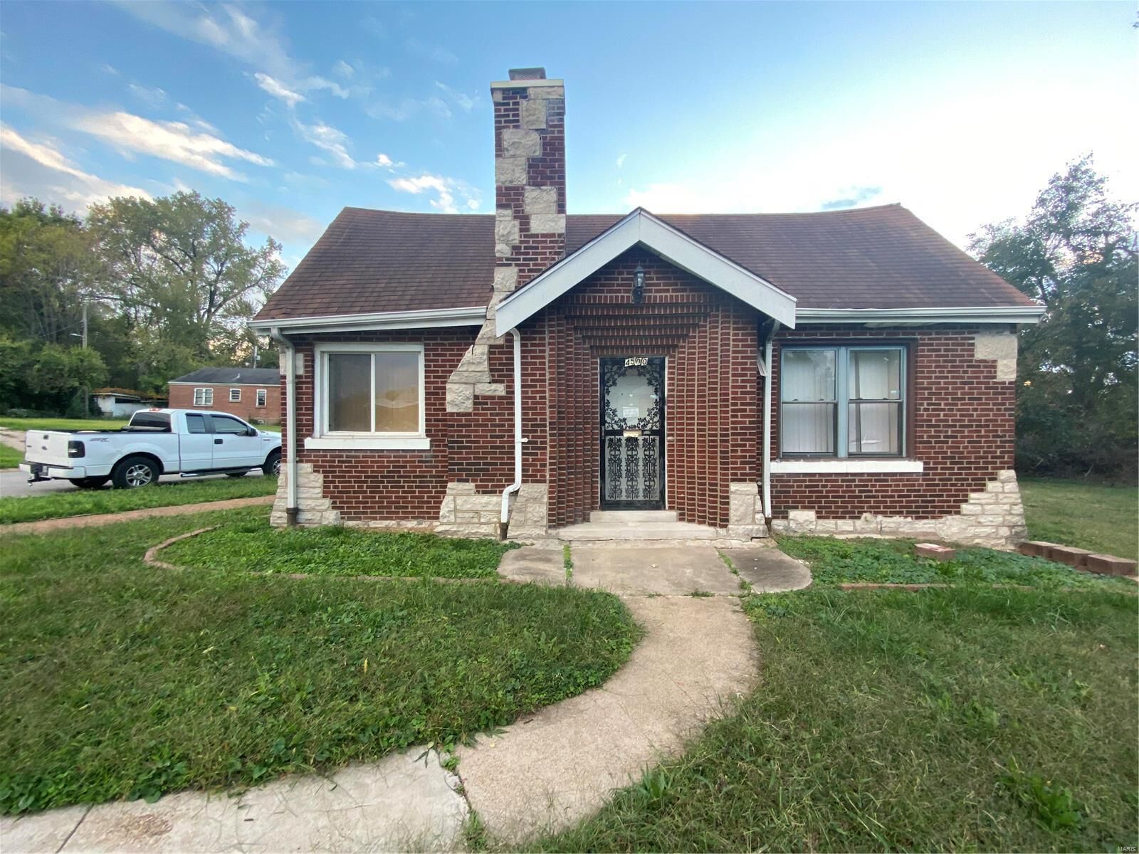 Property Photo: 4500 Carter Avenue MO 63115
