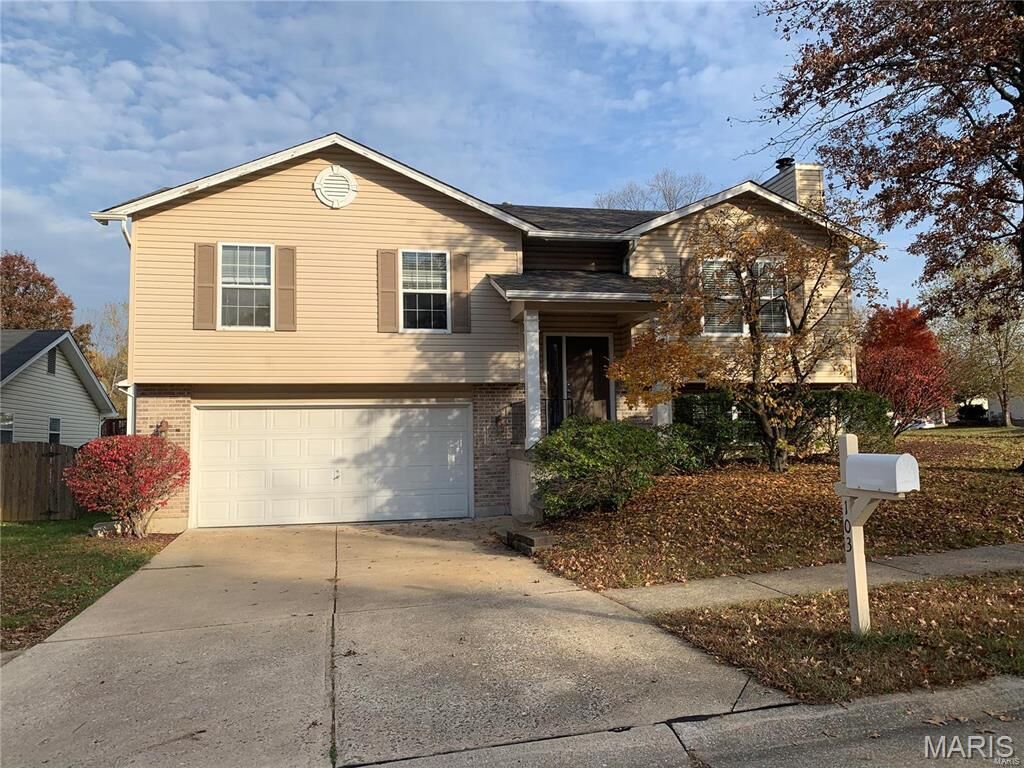 Property Photo: 103 McClay Village Drive MO 63376