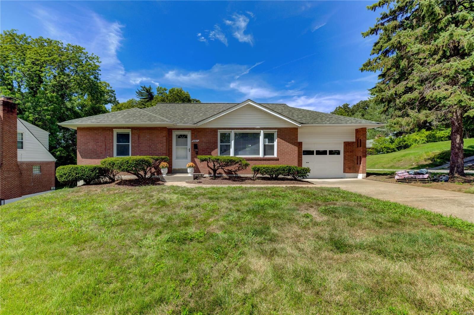 Property Photo: 4607 Nelson Drive MO 63121