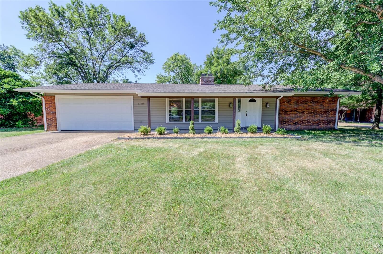 Property Photo: 12580 Merrick Drive MO 63146
