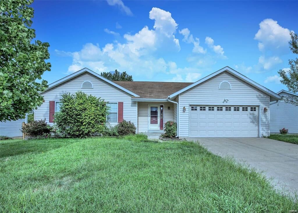 Property Photo:  4636 Kellykris Drive  MO 63304 