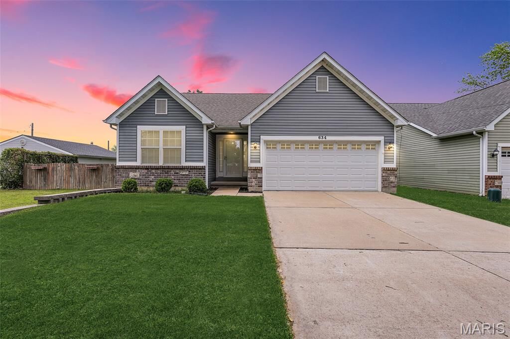 Property Photo: 634 Leonard Avenue MO 63088