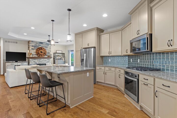Property Photo:  17915 Ashlea Dr  WI 53045 