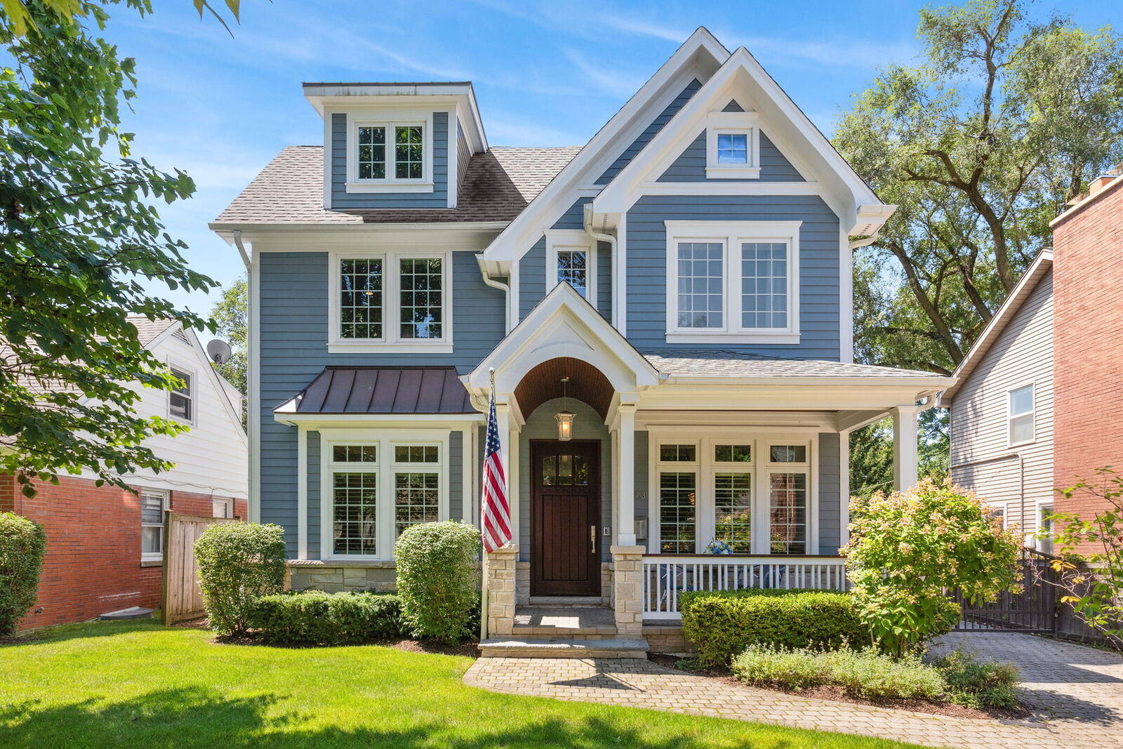 Property Photo:  923 Harvard Lane  IL 60091 