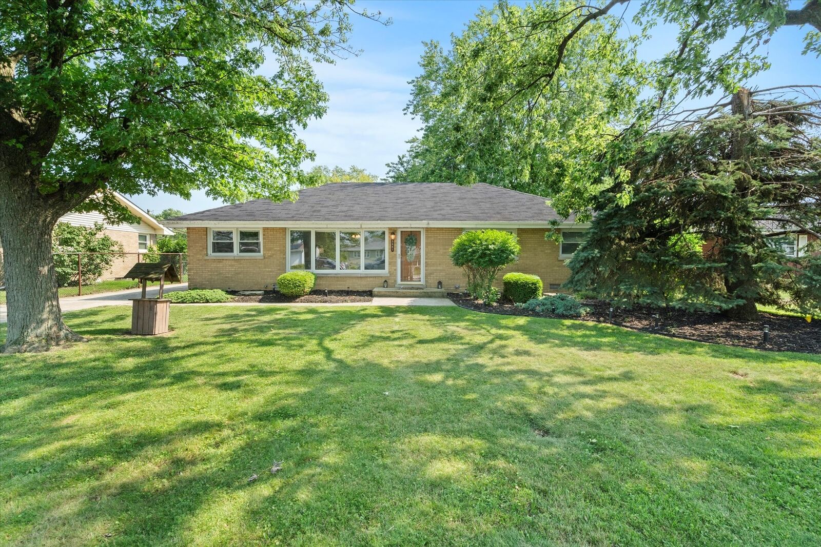 Property Photo:  5661 W Roosevelt Street  IL 60449 