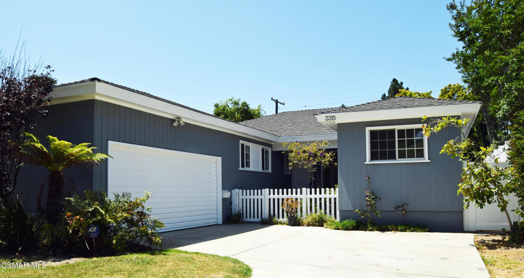 Property Photo:  3315 S Bentley Avenue  CA 90034 