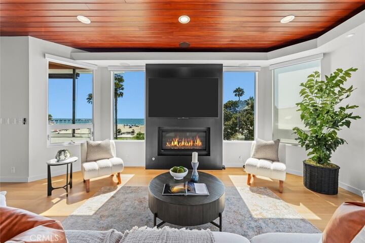 Property Photo: 36 15th Street CA 90254