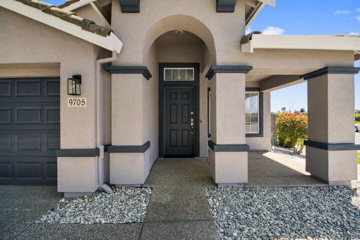 Property Photo:  9705 Anton Oaks Way  CA 95624 
