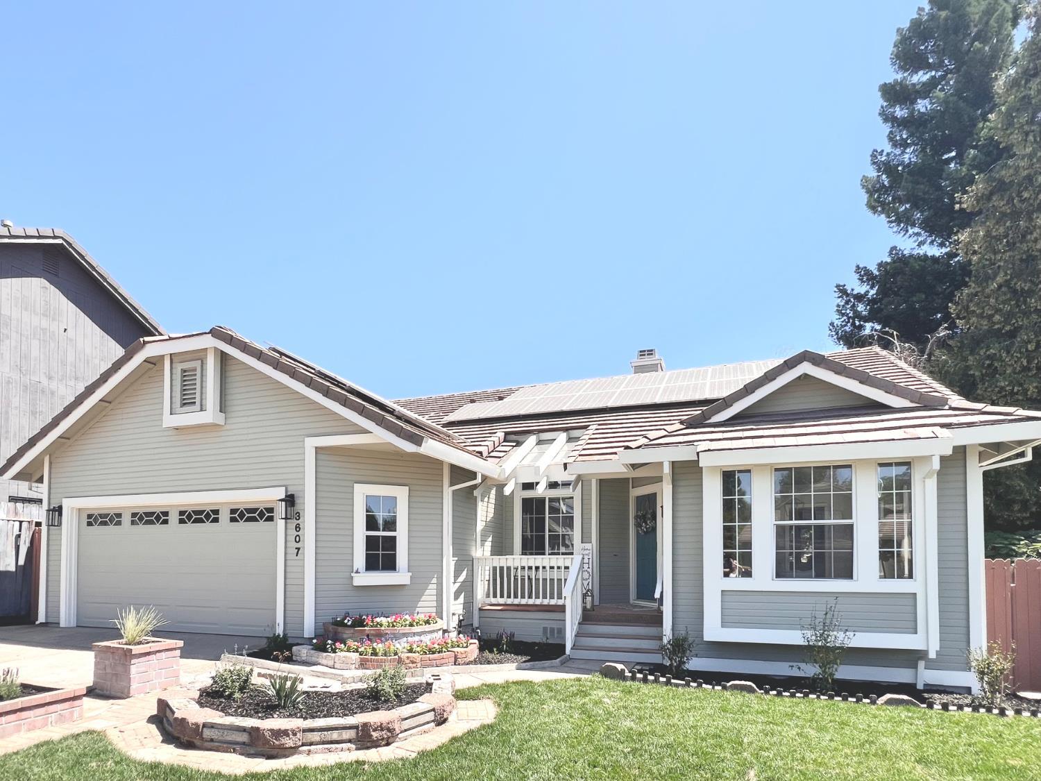 3607 Sawyer Court  Diamond Springs CA 95619 photo