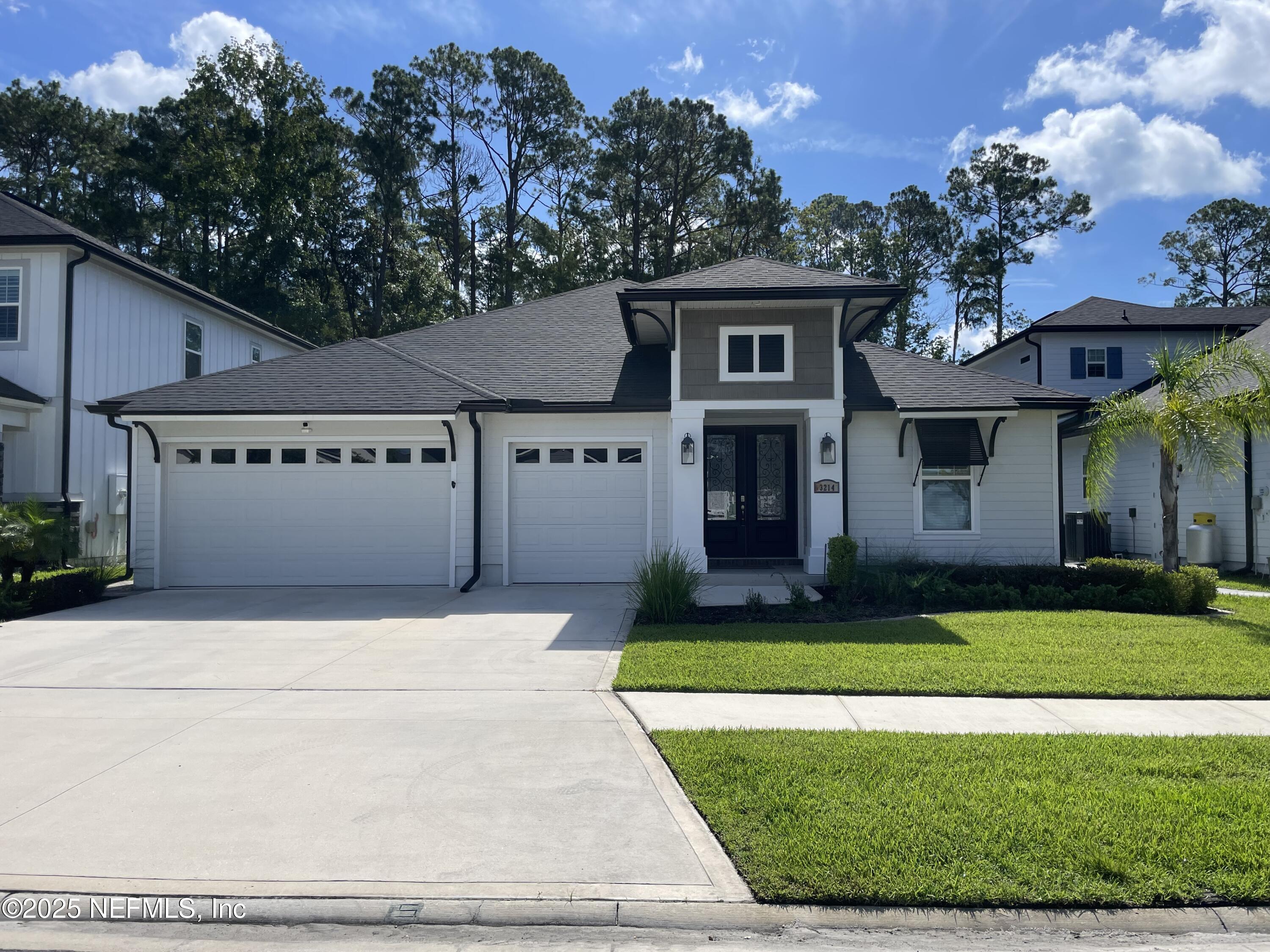 Property Photo: 3214 Carolina Rose Court FL 32043