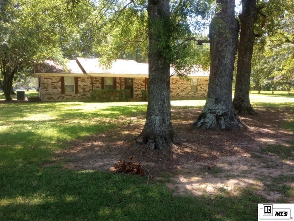 Property Photo: 12144 Jays Road LA 71220