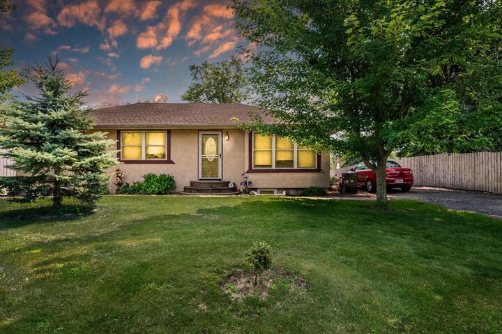 6764 W Broadway Avenue  Columbus MN 55025 photo