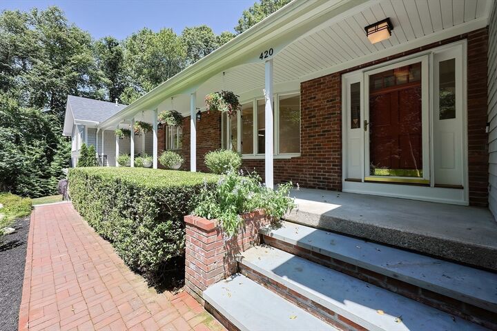 Property Photo:  420 Chestnut St  MA 02771 