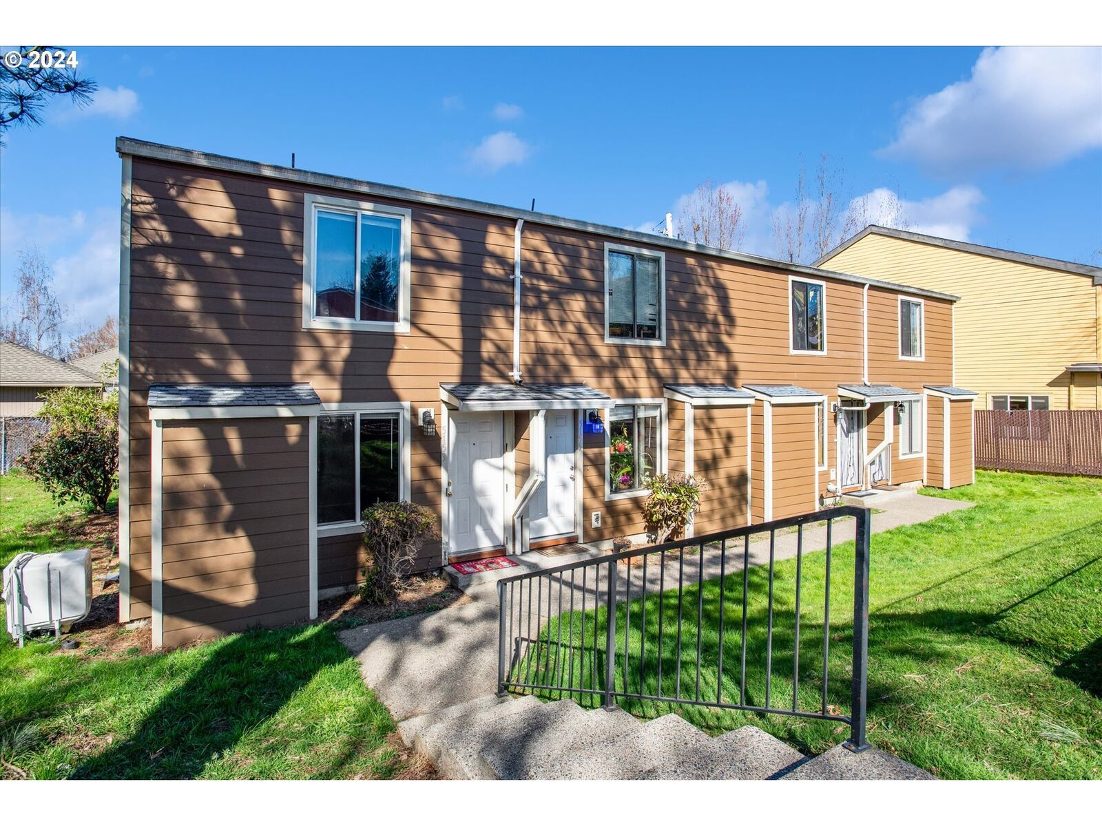 Property Photo:  5153 NE Killingsworth St  OR 97218 