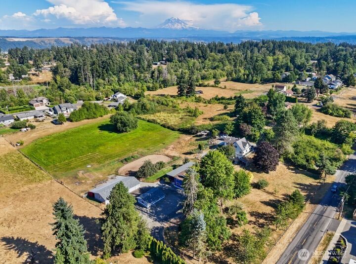 Property Photo:  3723  114th Avenue E  WA 98372 