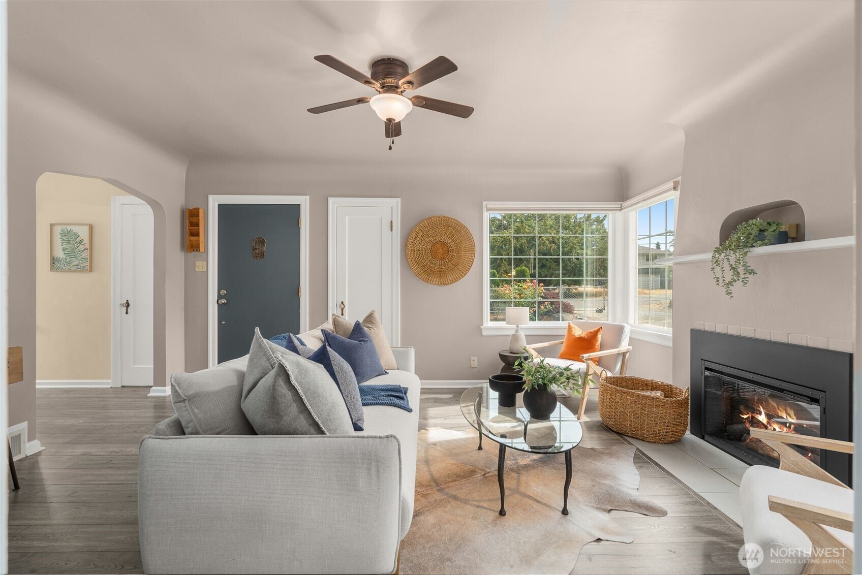 Property Photo: 2820 S 152nd St WA 98188