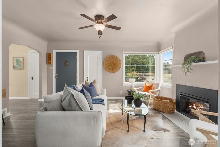 Property Photo:  2820 S 152nd St  WA 98188 