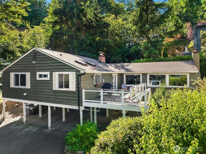 13731  42nd Place NE  Seattle WA 98125 photo