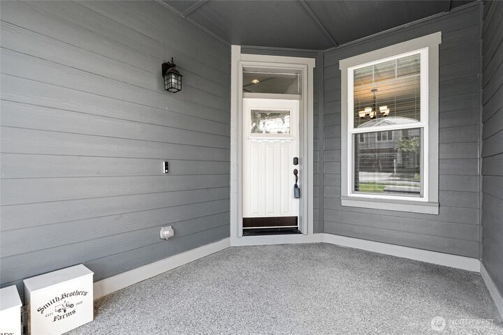 Property Photo: 4014 23rd Street SE WA 98374