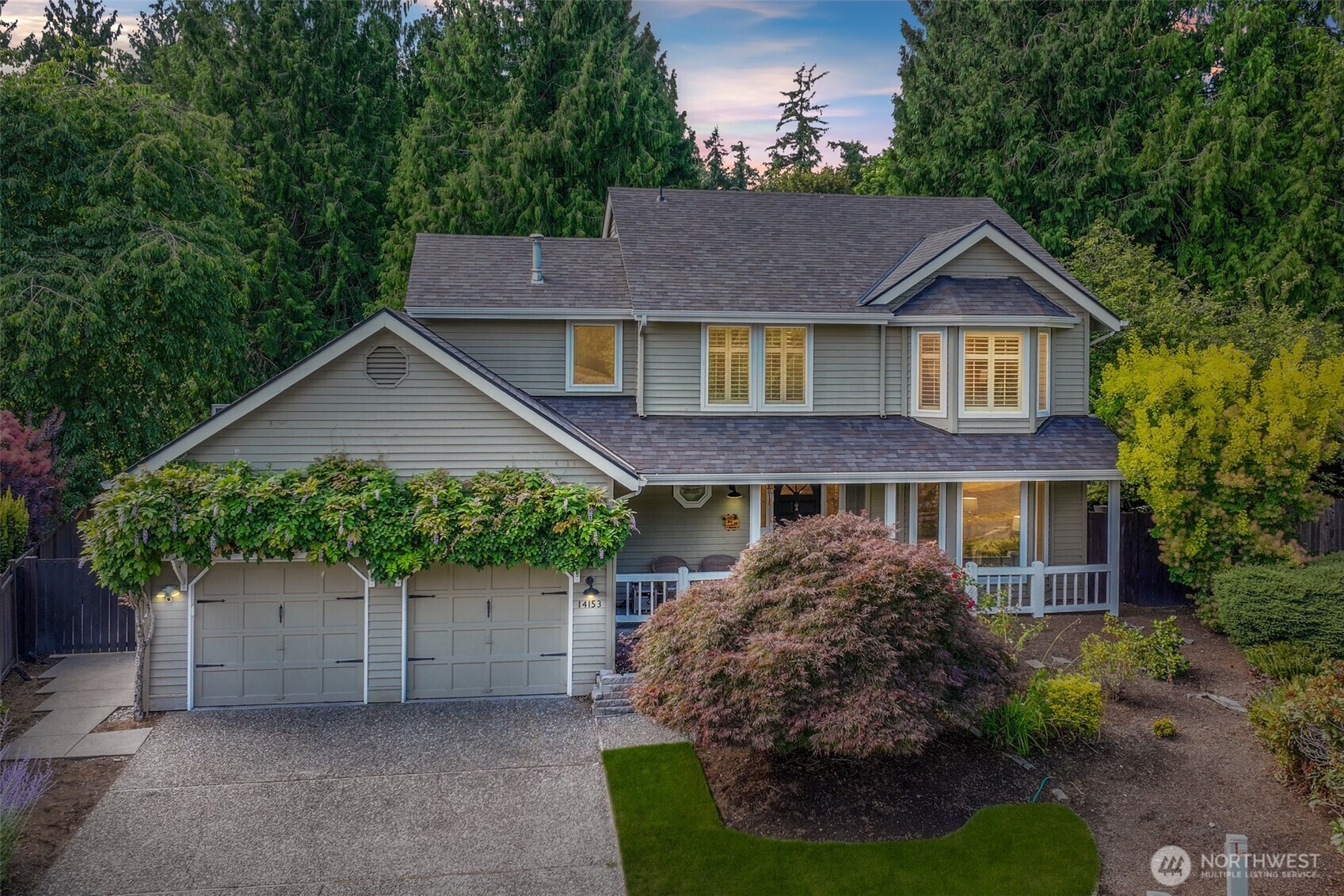 Property Photo: 14153 176th Avenue NE WA 98052