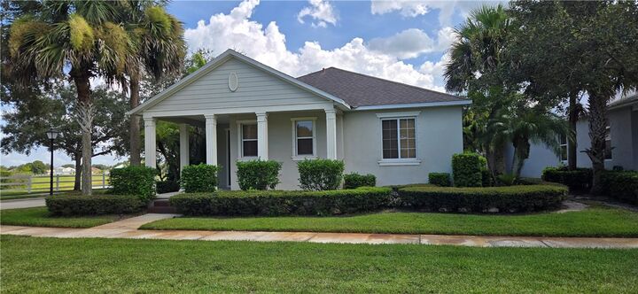 Property Photo: 1853 Pointe West Way FL 32966