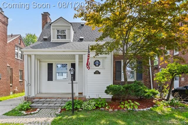 916 N Melborn Street  Dearborn MI 48128 photo