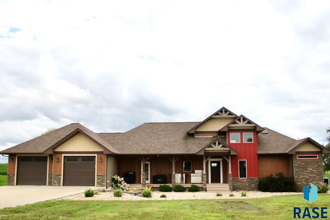 Property Photo: 30403 477th Ave SD 57001