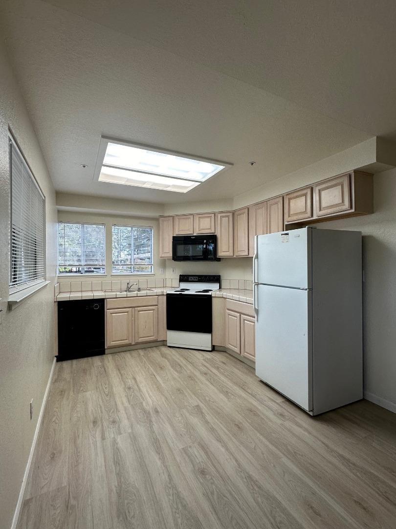 Property Photo: 1160 Reed Avenue CA 94086