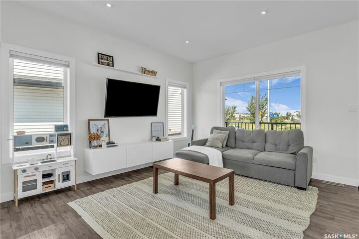 Photo de la propriété: 7901 Flax Avenue SK S4Y 0E6