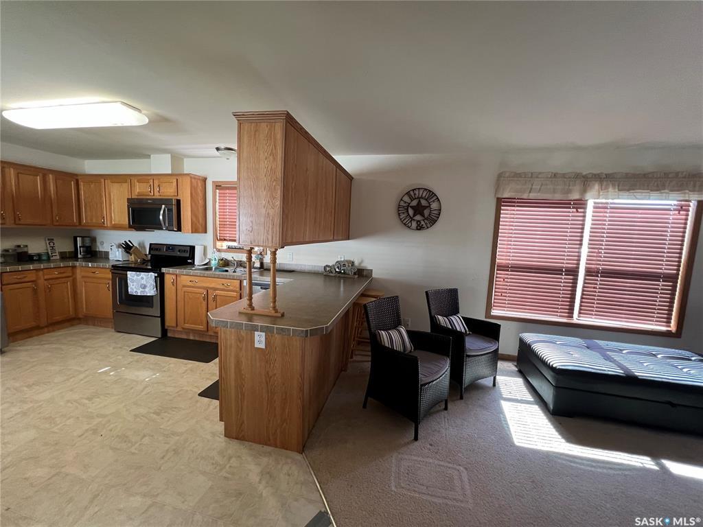 Property Photo:  19 Meadowlark Court  SK S0H 3P0 