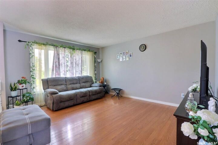 Property Photo:  1699 Allbright Crescent  SK S6V 7C3 
